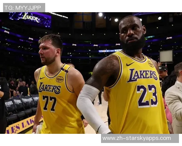 东契奇盛赞詹姆斯重振比赛风采其高效表现令人叹服无所不能