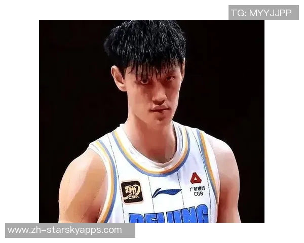 京媒报道曾凡博腰部疼痛但骨头无碍若球队需要将带伤出战